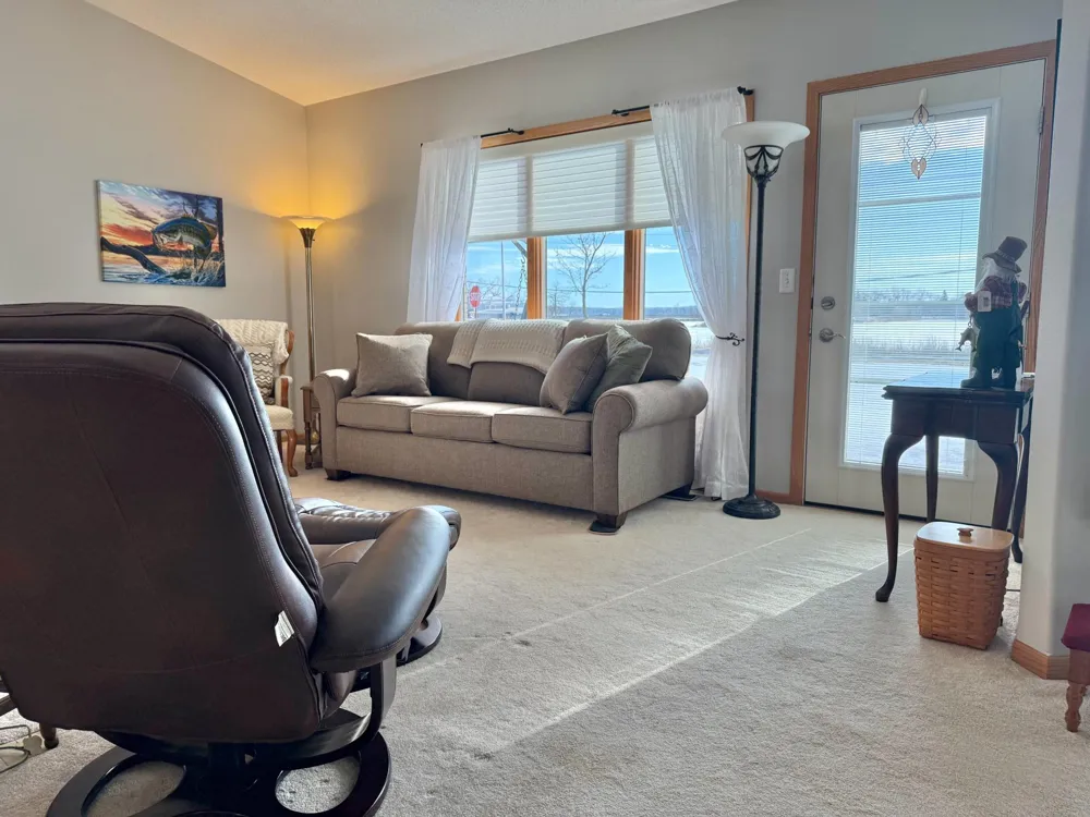1960 Long Bridge Road Detroit Lakes, MN 56501