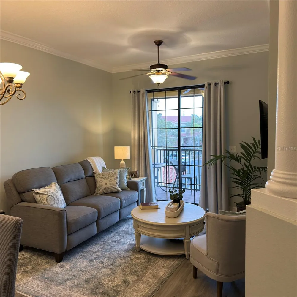 13941 CLUBHOUSE DRIVE #208 Tampa, FL 33618