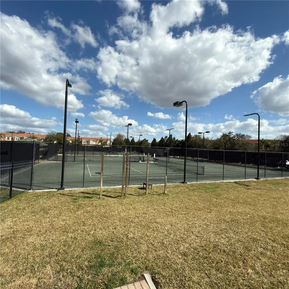 13941 CLUBHOUSE DRIVE #208 Tampa, FL 33618