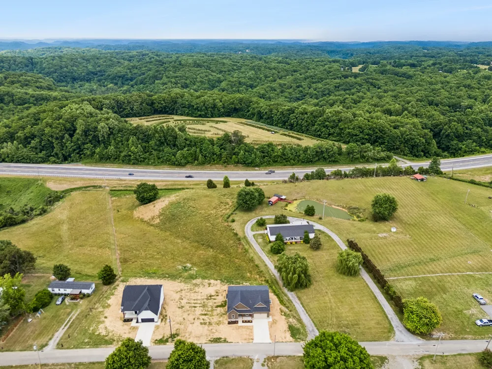 1930 Old Snow Hill Rd Dowelltown, TN 37059