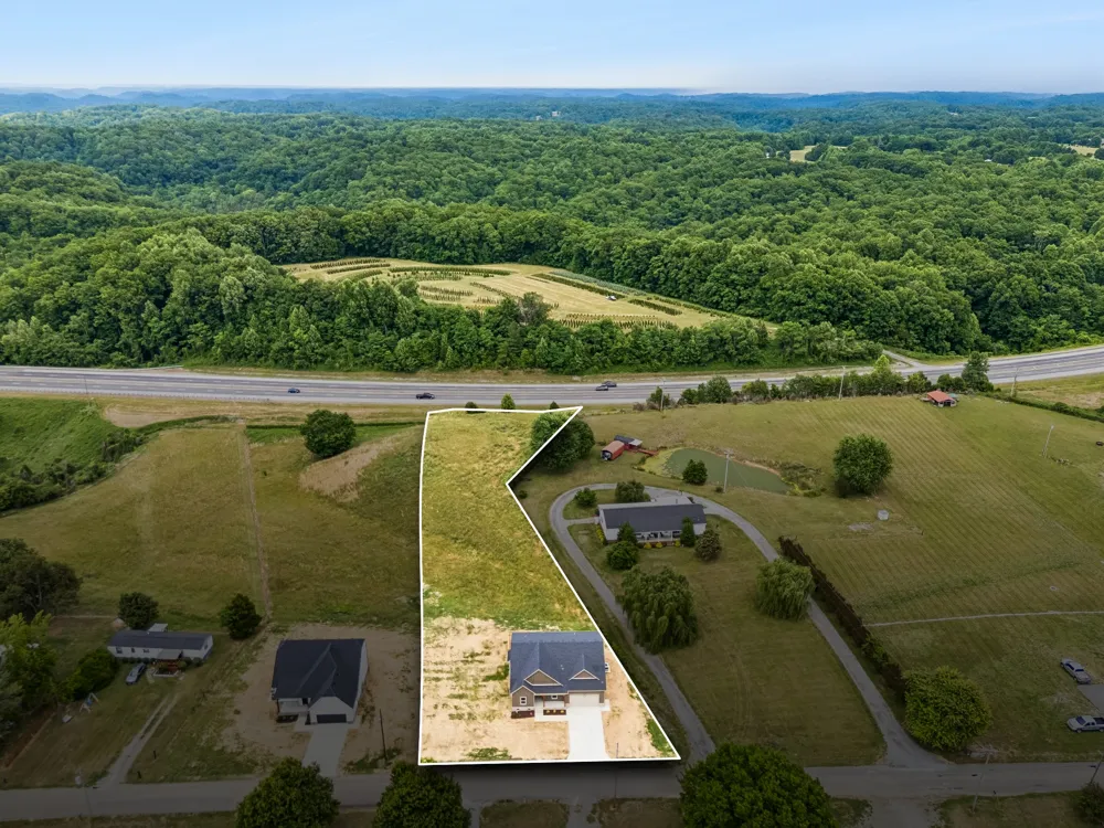 1930 Old Snow Hill Rd Dowelltown, TN 37059