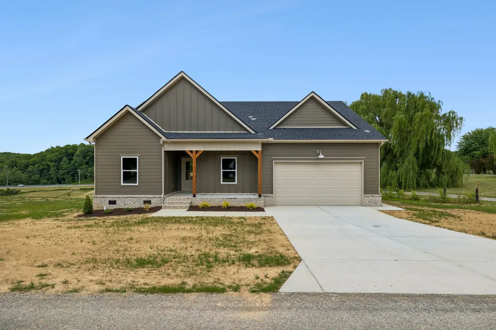 1930 Old Snow Hill Rd Dowelltown, TN 37059