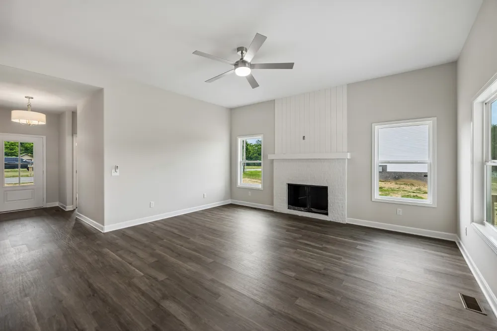 1930 Old Snow Hill Rd Dowelltown, TN 37059