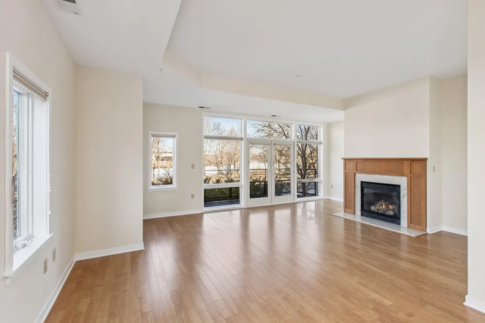 301 7th Street W #2104