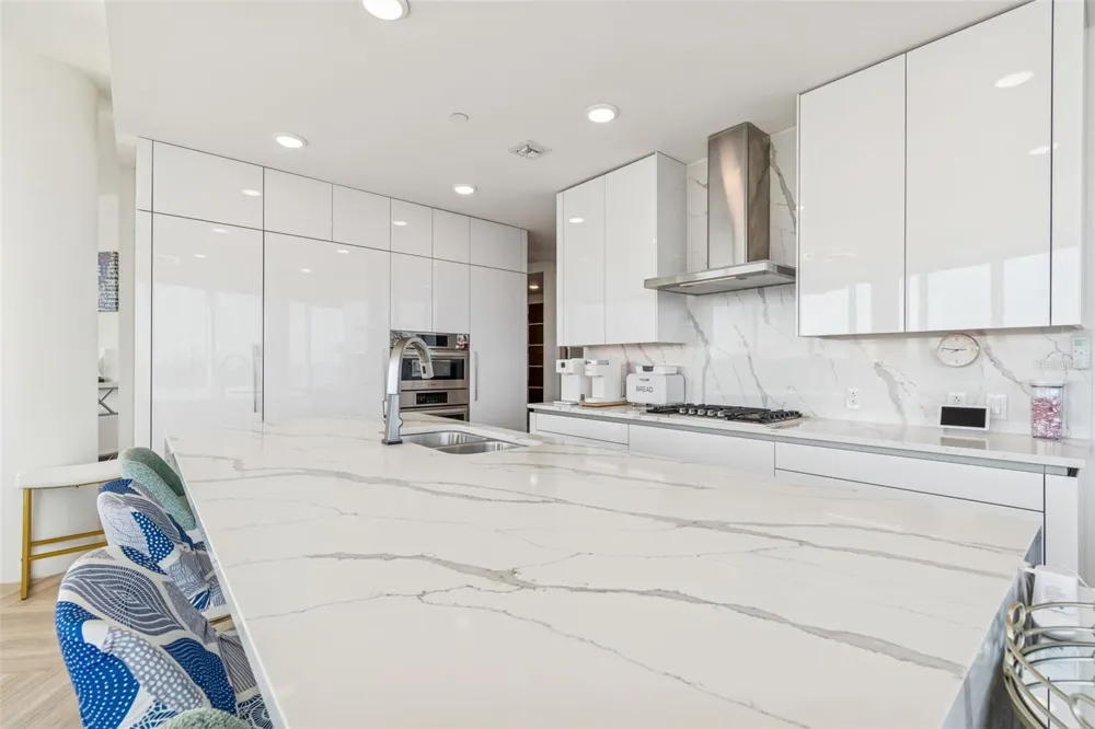 2900 W BAY TO BAY BOULEVARD #501 Tampa, FL 33629