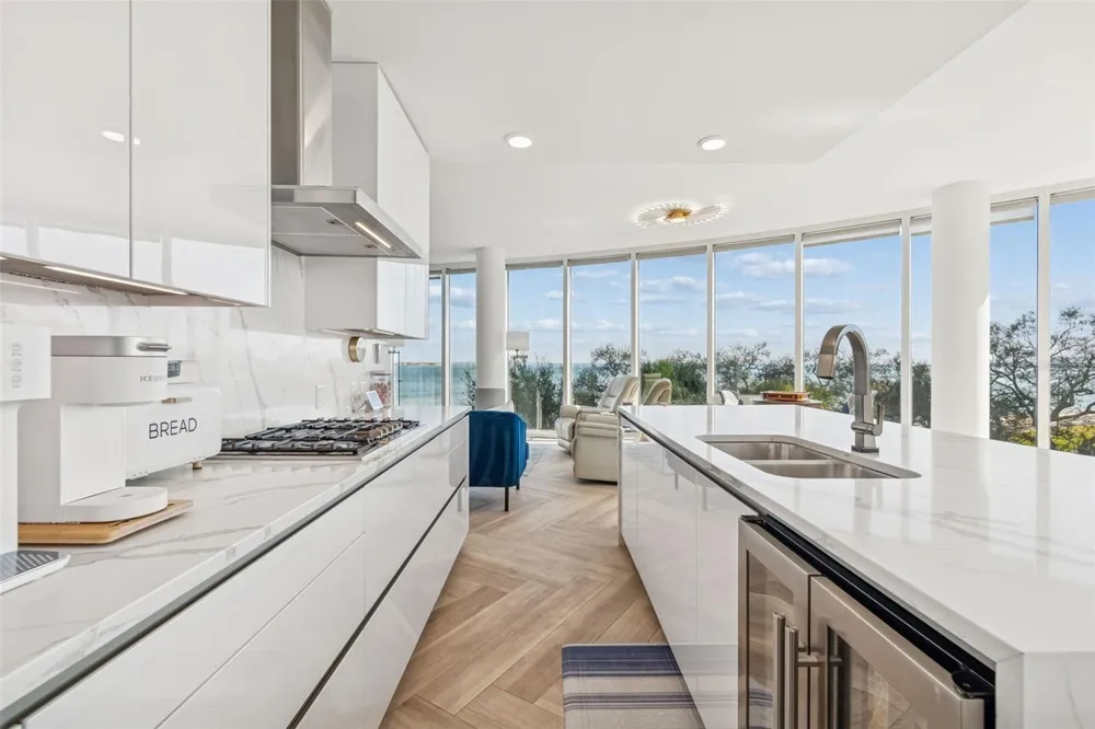 2900 W BAY TO BAY BOULEVARD #501 Tampa, FL 33629