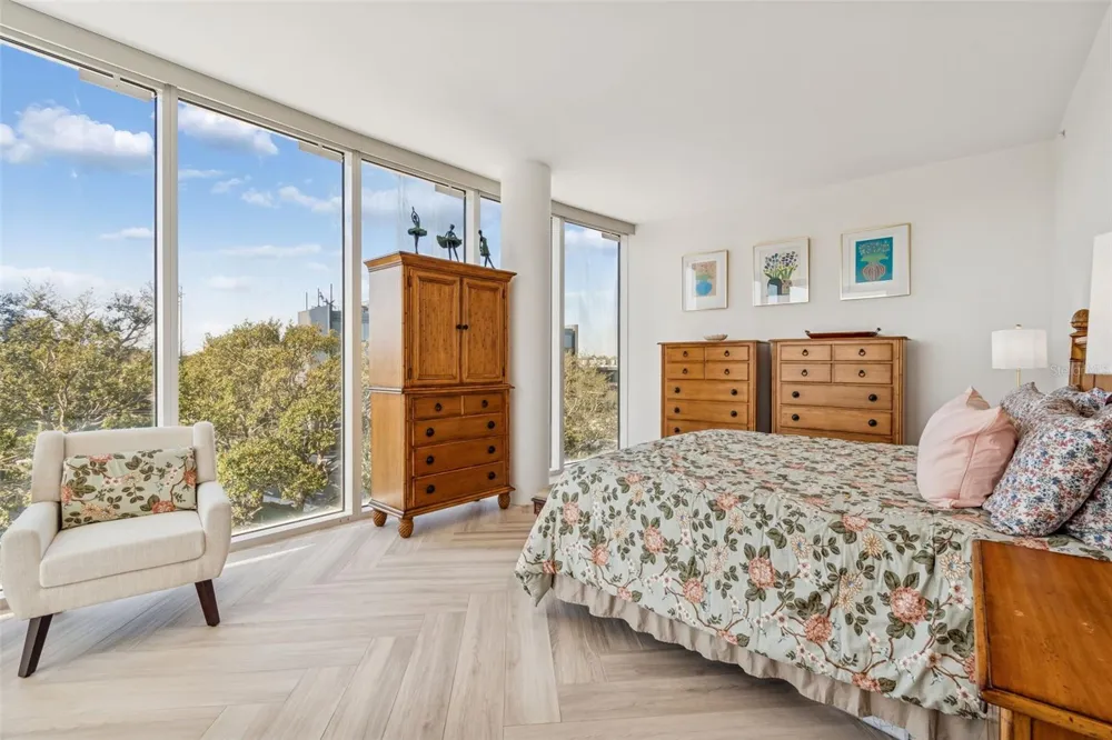 2900 W BAY TO BAY BOULEVARD #501 Tampa, FL 33629