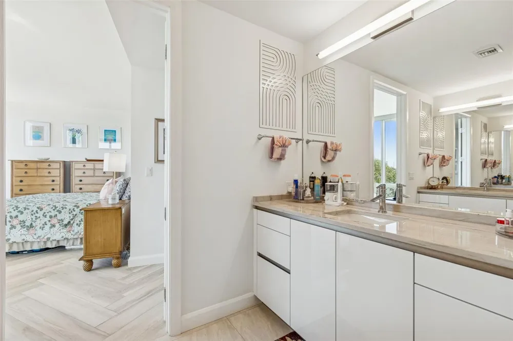 2900 W BAY TO BAY BOULEVARD #501 Tampa, FL 33629