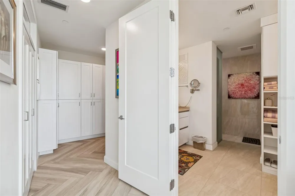 2900 W BAY TO BAY BOULEVARD #501 Tampa, FL 33629