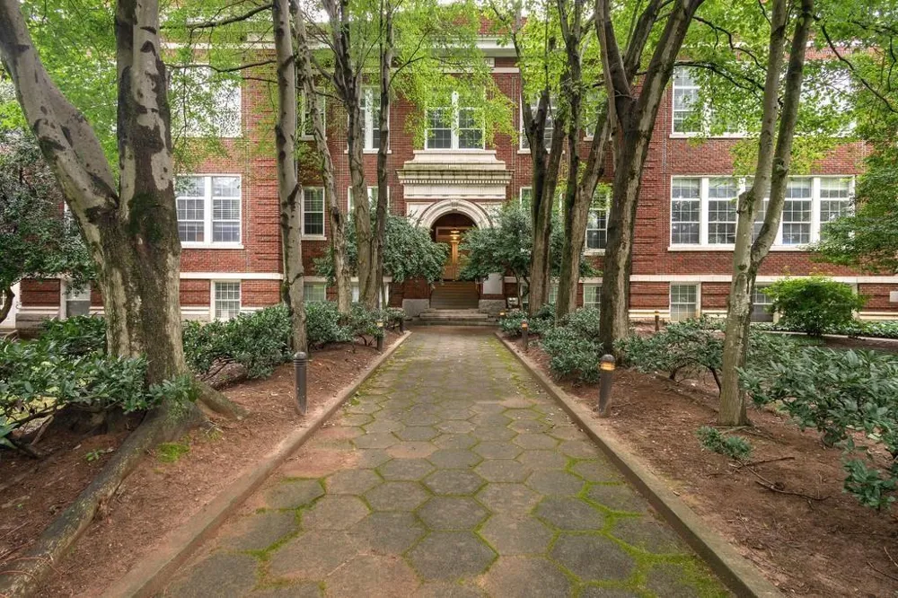 1031 State Street NW #205