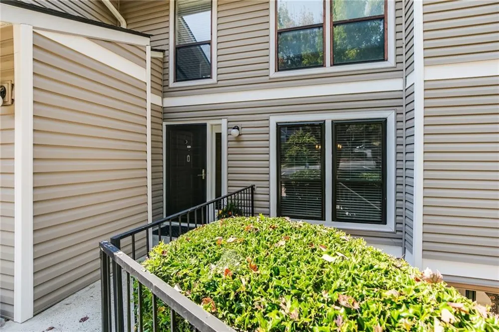 807 Wynnes Ridge Circle #807