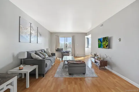 26 Cooper Road #411