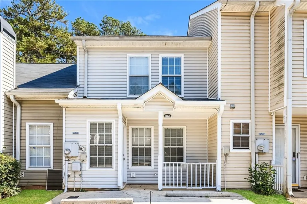 6560 Wellington Chase Court