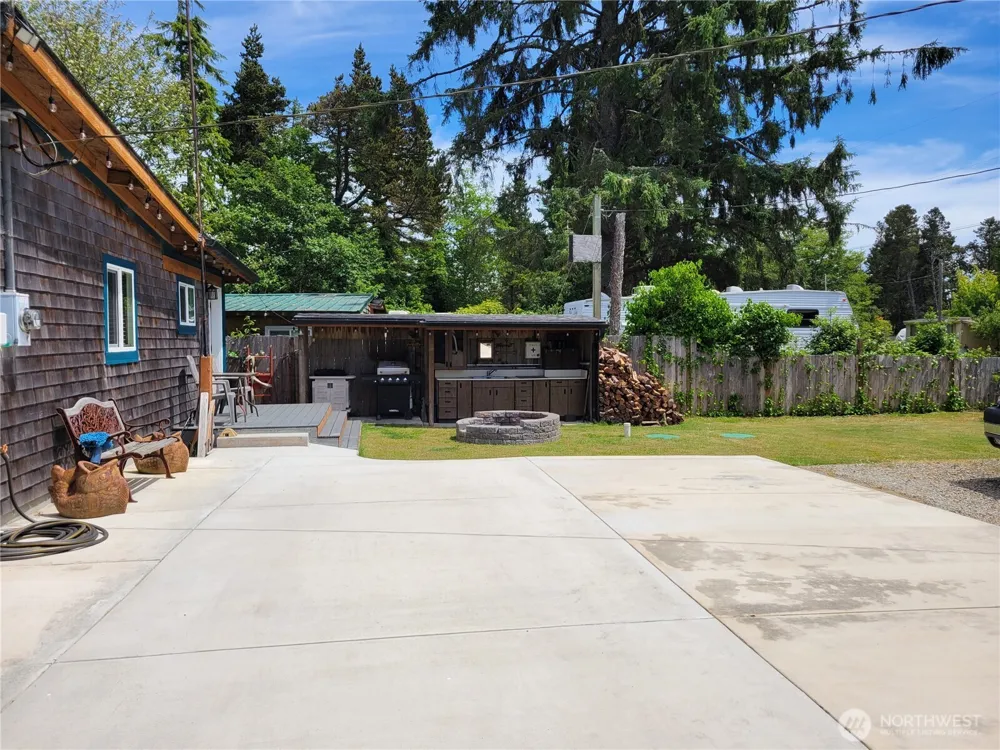 22604 S PLACE Ocean Park, WA 98640