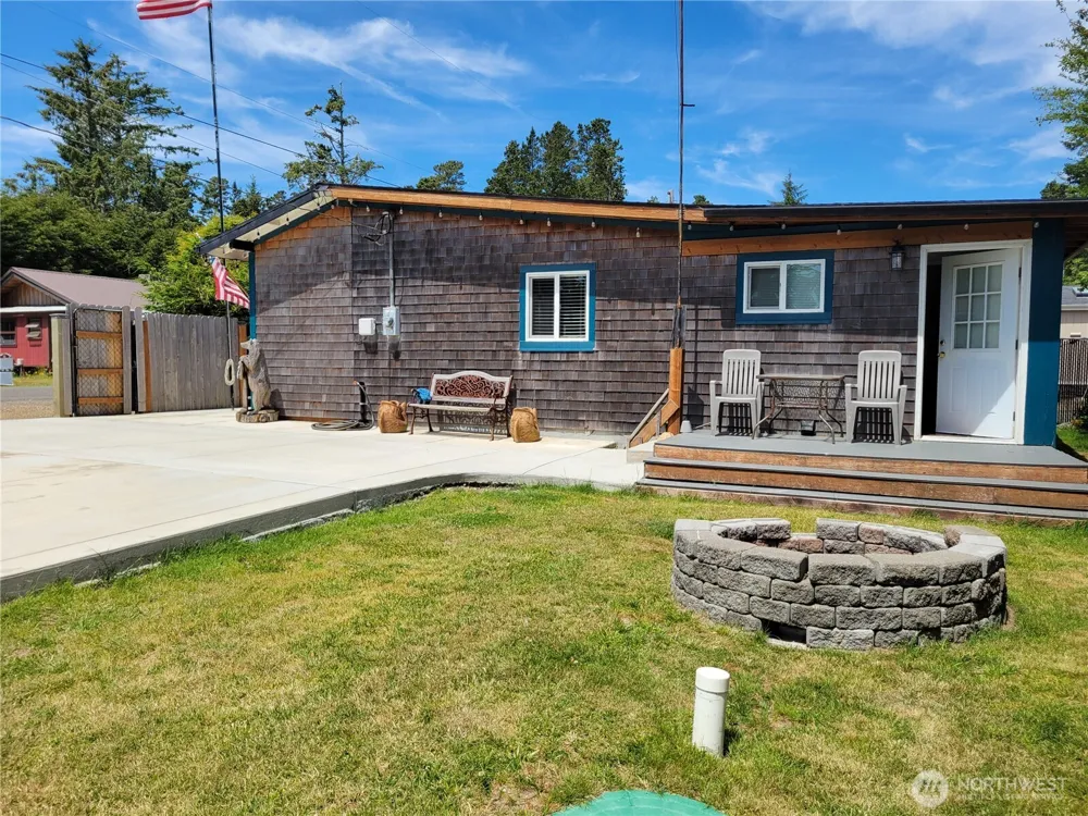 22604 S PLACE Ocean Park, WA 98640
