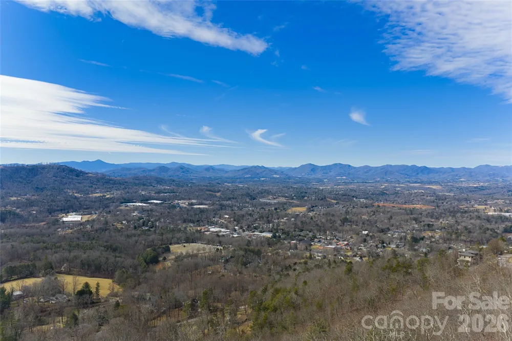 5 Longstreet Court #17 Weaverville, NC 28787