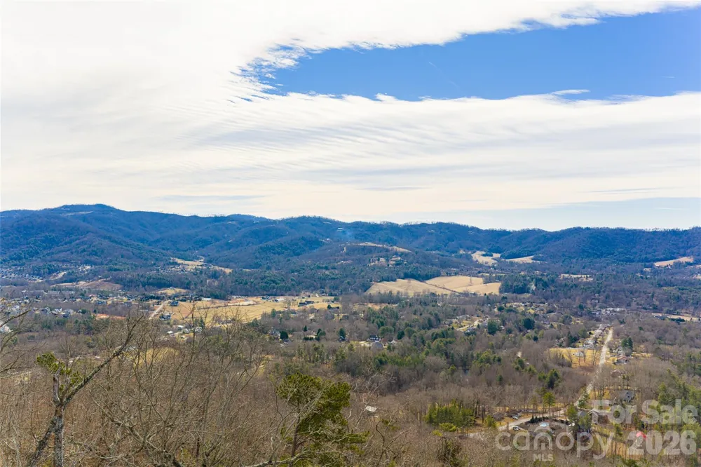5 Longstreet Court #17 Weaverville, NC 28787