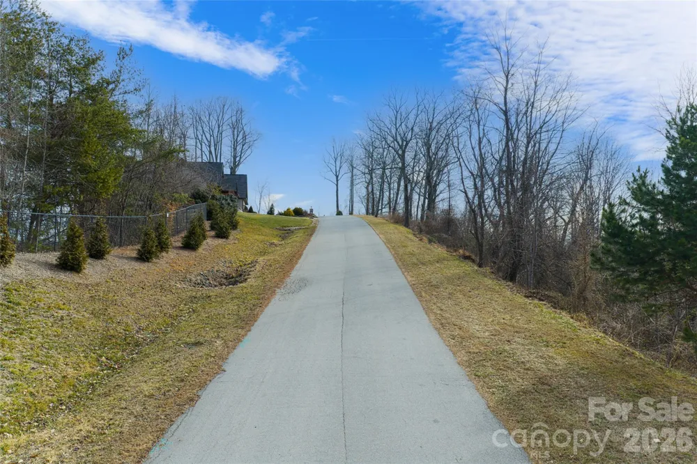 5 Longstreet Court #17 Weaverville, NC 28787