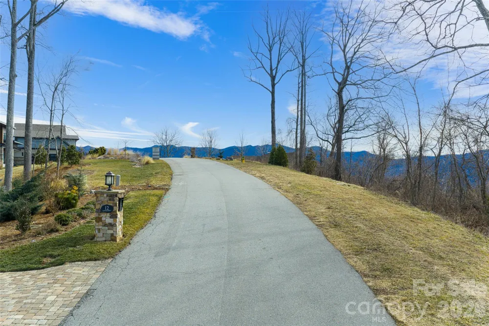 5 Longstreet Court #17 Weaverville, NC 28787