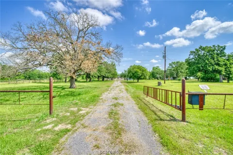 5085 Highway 75 S