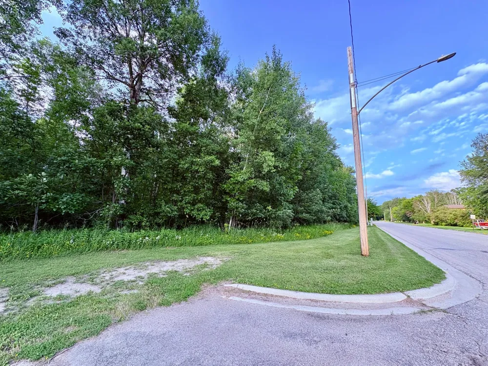 1TBD Minnesota Ave NE Warroad, MN 56763