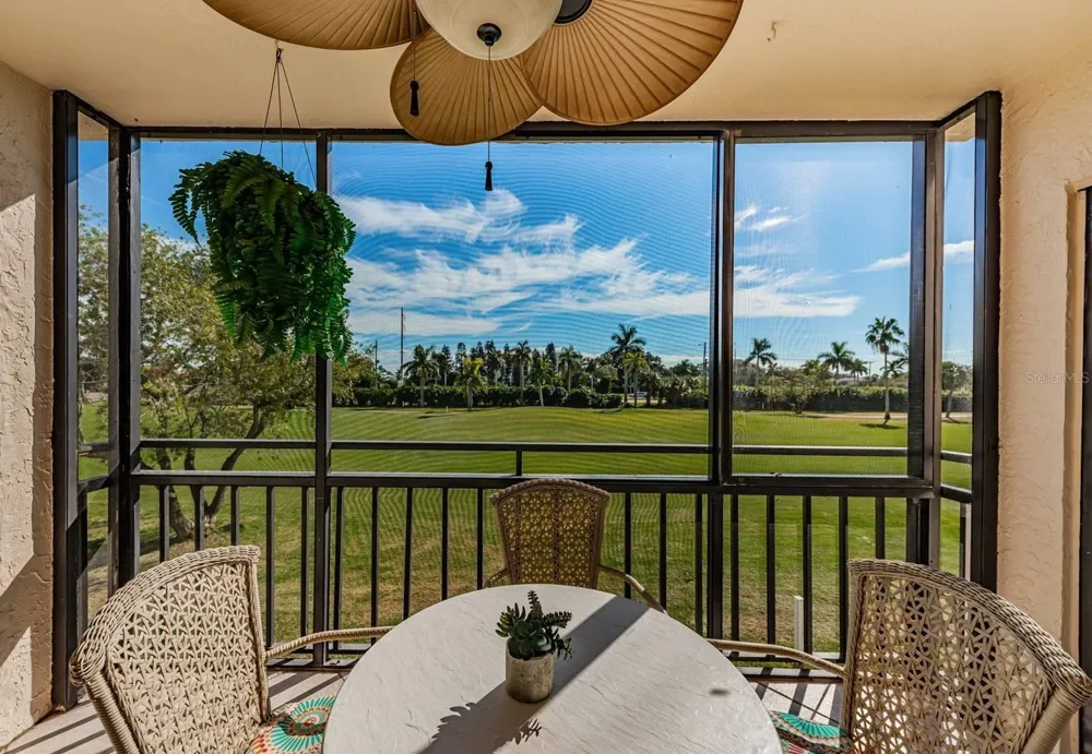 5724 PUERTA DEL SOL BOULEVARD S #248 St Petersburg, FL 33715