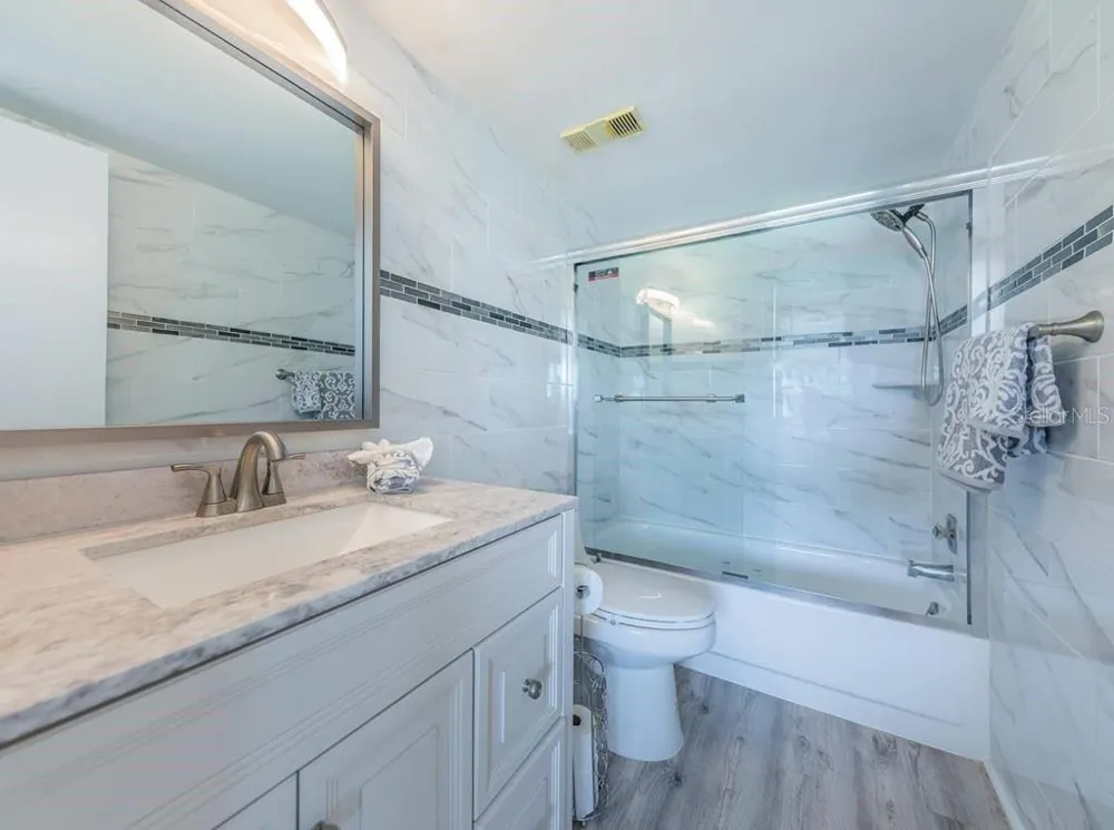 5724 PUERTA DEL SOL BOULEVARD S #248 St Petersburg, FL 33715