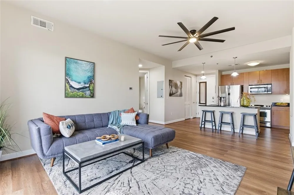 711 Cosmopolitan Drive NE #517