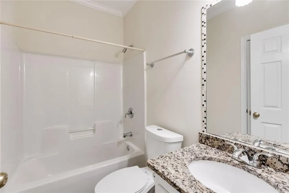 110 Pond View Point LaGrange, GA 30240