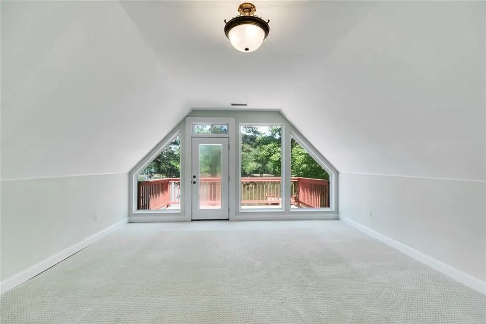 110 Pond View Point LaGrange, GA 30240