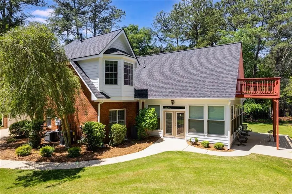 110 Pond View Point LaGrange, GA 30240