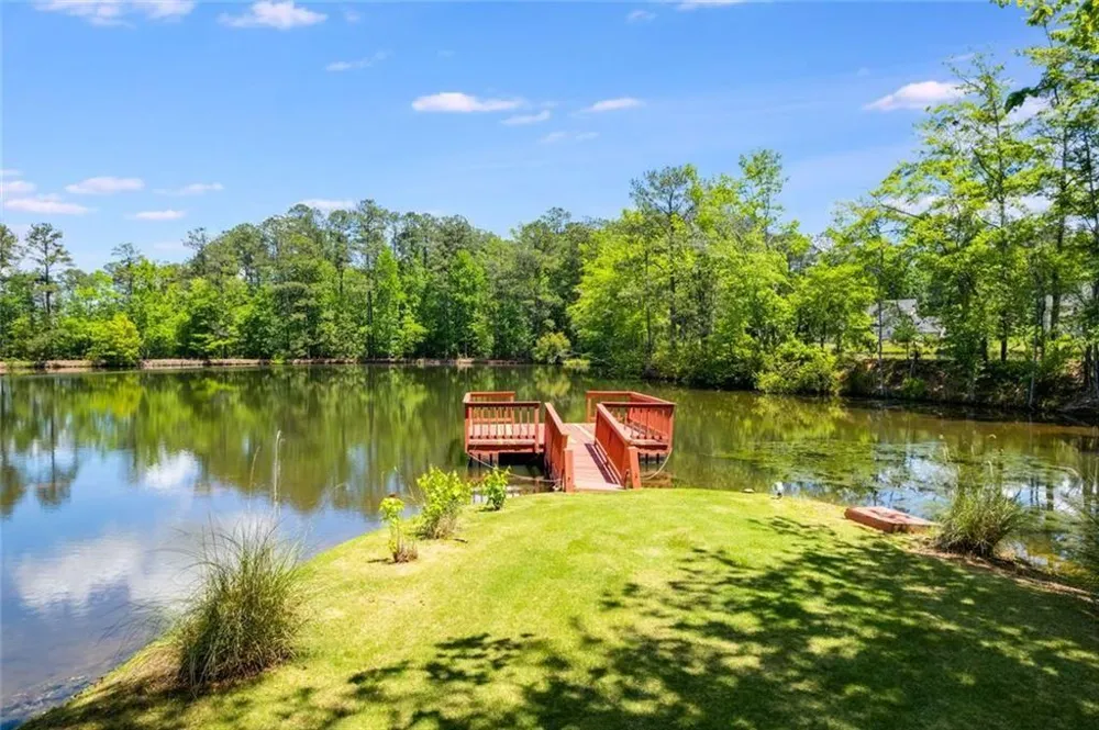 110 Pond View Point LaGrange, GA 30240
