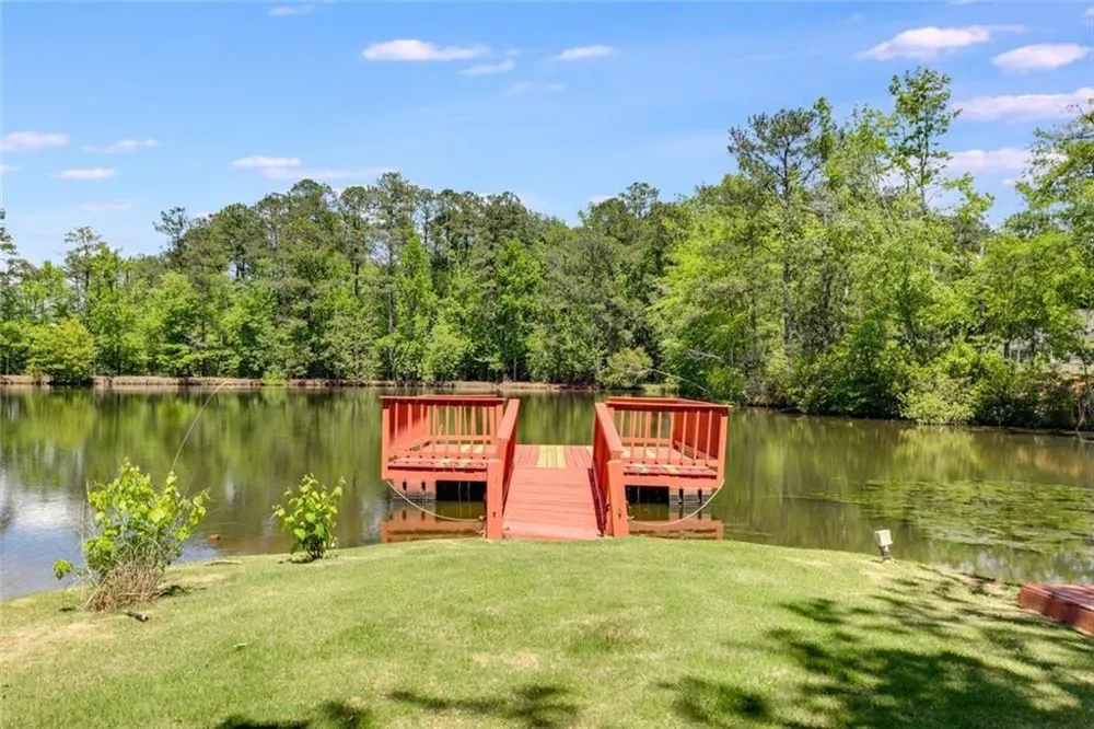 110 Pond View Point LaGrange, GA 30240
