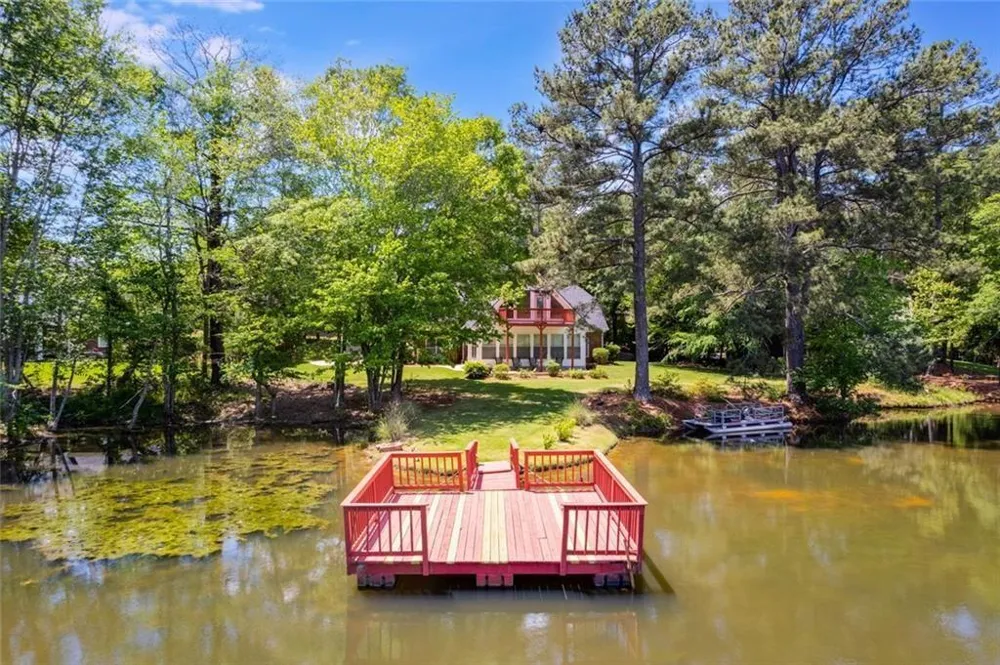 110 Pond View Point LaGrange, GA 30240