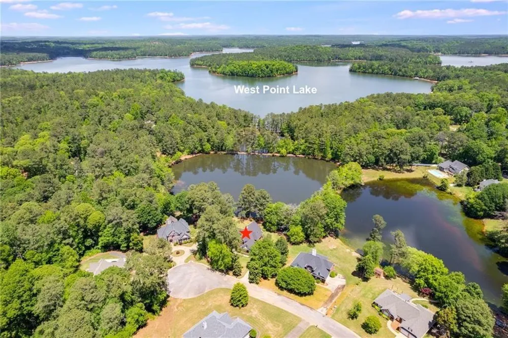 110 Pond View Point LaGrange, GA 30240