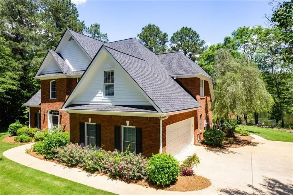 110 Pond View Point LaGrange, GA 30240