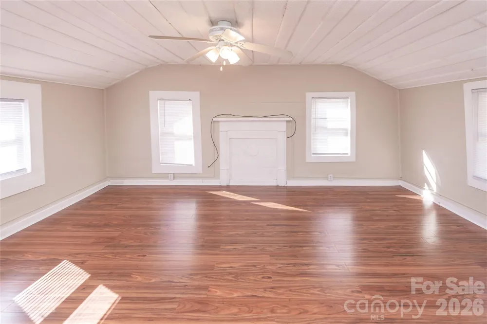 470 & 460 S Moose Road Mount Pleasant, NC 28124