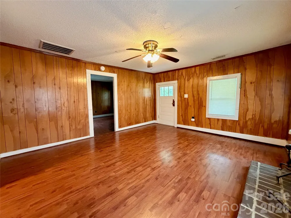 470 & 460 S Moose Road Mount Pleasant, NC 28124