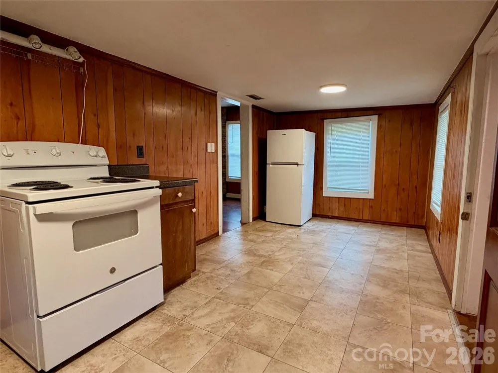 470 & 460 S Moose Road Mount Pleasant, NC 28124