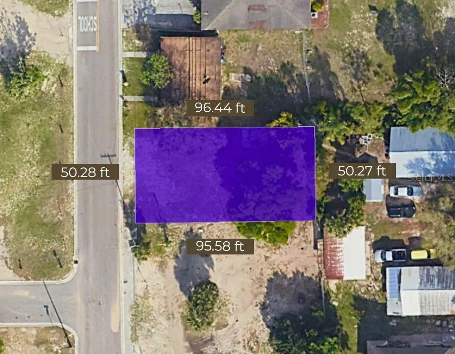 1015 AVENUE F Haines City, FL 33844