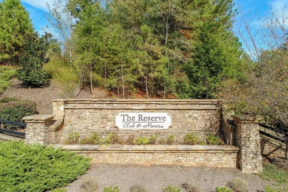 6825 Lookout Dawsonville, GA 30534
