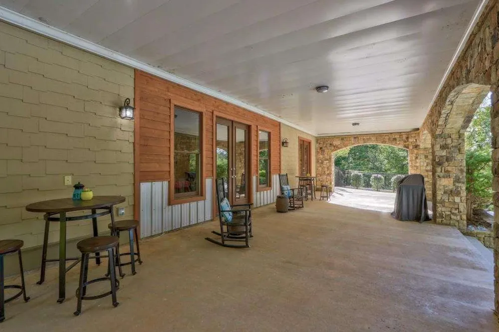 6825 Lookout Dawsonville, GA 30534