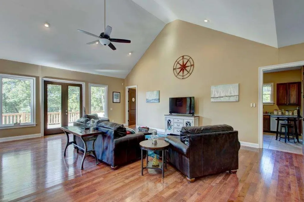 6825 Lookout Dawsonville, GA 30534