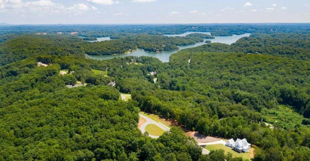 6825 Lookout Dawsonville, GA 30534