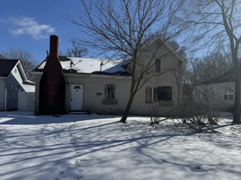 101 Hamlet Street