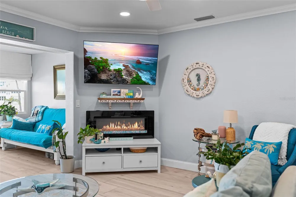 1898 SHORE DRIVE S #319 South Pasadena, FL 33707