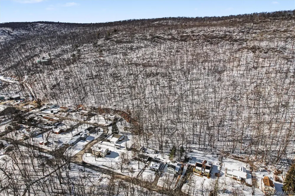 Louise Lane Greenwood Lake, NY 10925