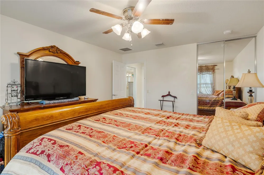 11831 FAN TAIL LANE Orlando, FL 32827
