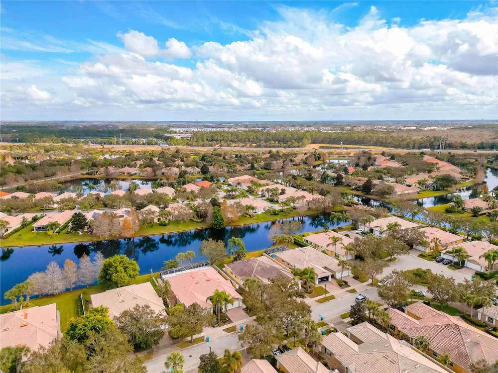 11831 FAN TAIL LANE Orlando, FL 32827