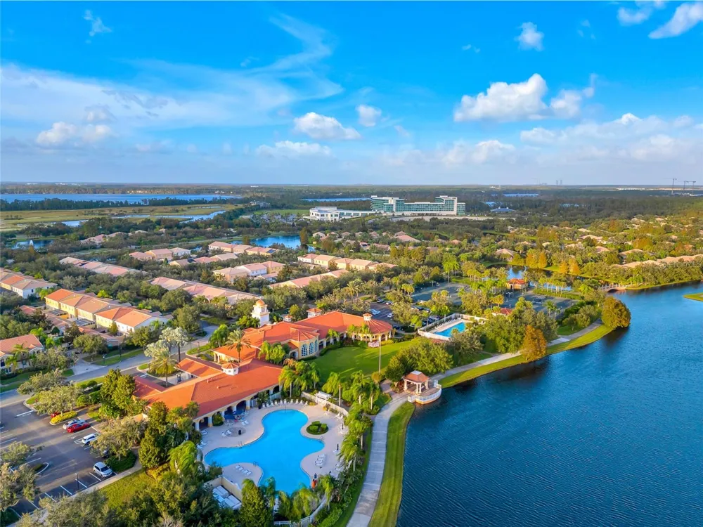 11831 FAN TAIL LANE Orlando, FL 32827